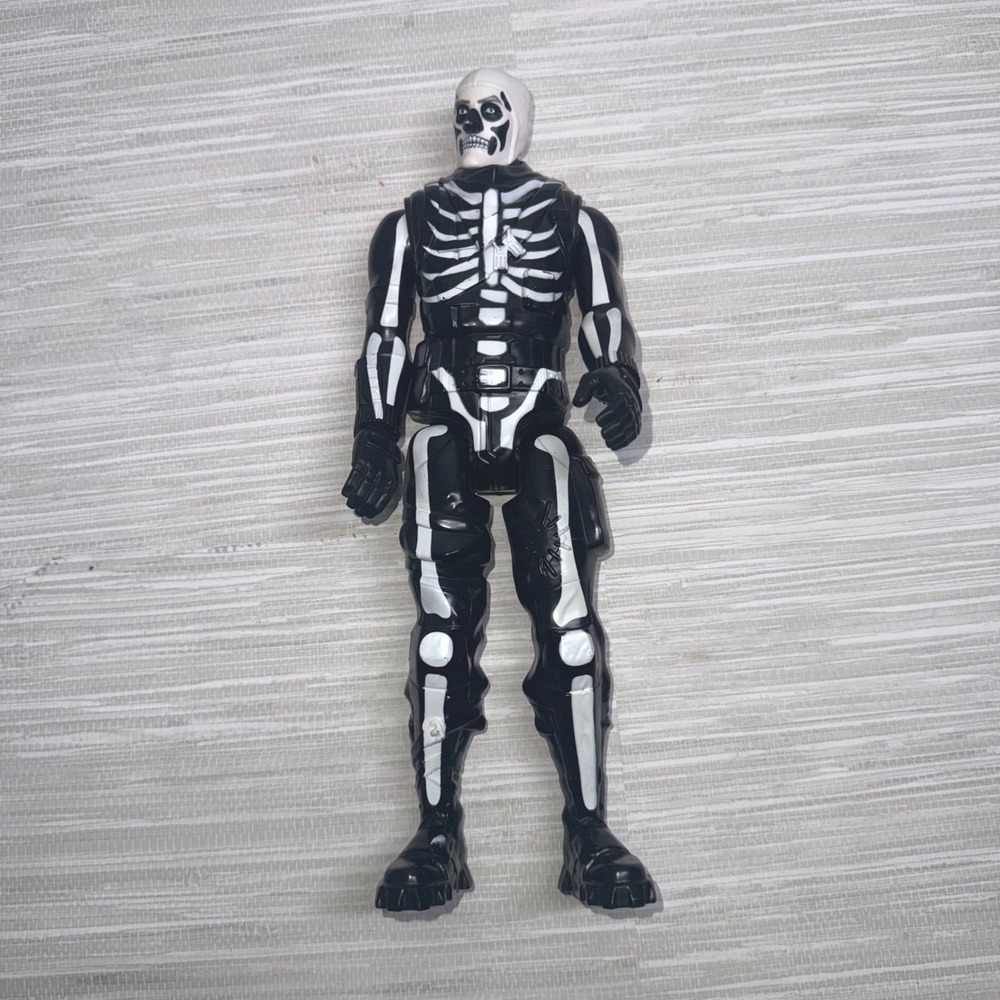 Fortnite Skull Trooper 12" Action Figure Jazwares 2019 Skeleton Skin Loose‎